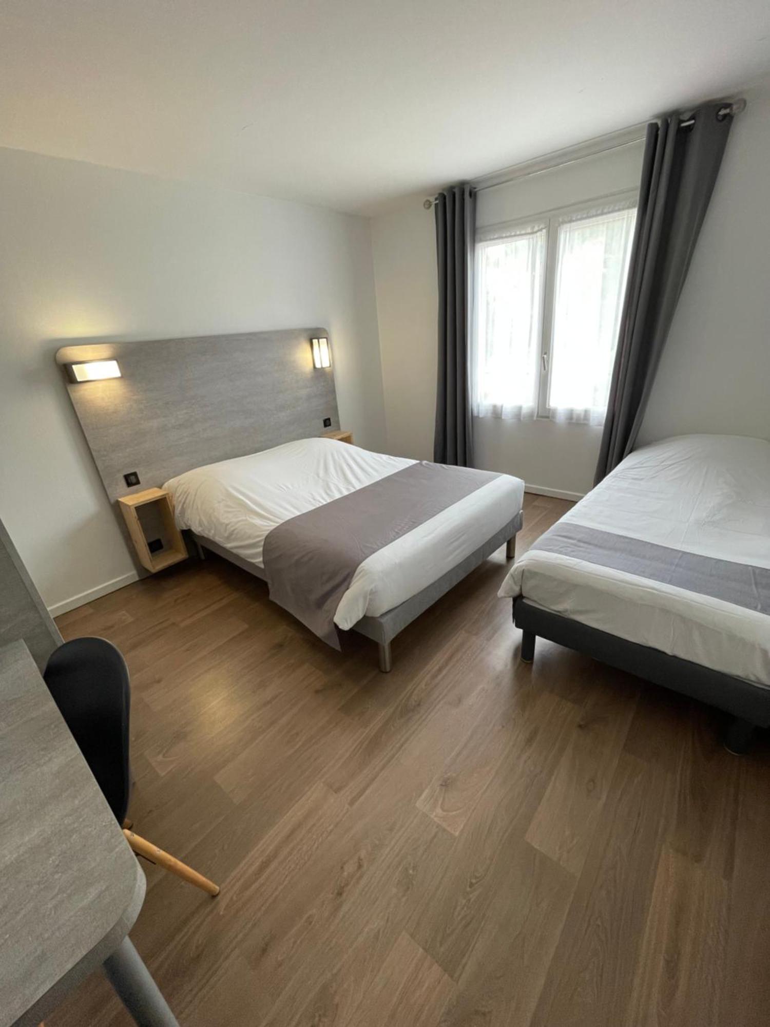 Neuves-Maisons Hotel Castel מראה חיצוני תמונה