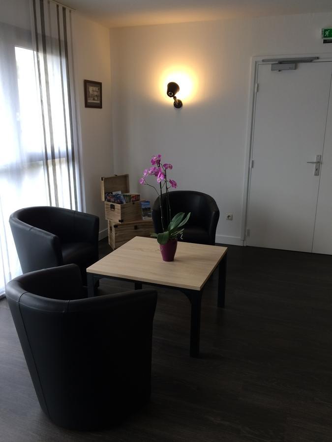 Neuves-Maisons Hotel Castel מראה חיצוני תמונה