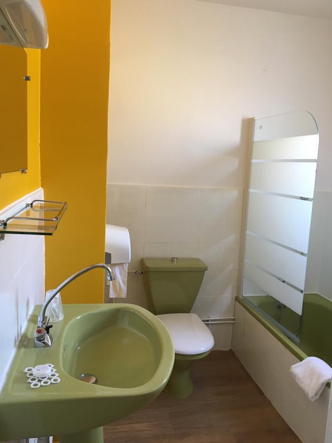 Neuves-Maisons Hotel Castel מראה חיצוני תמונה