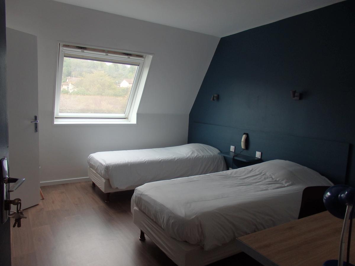 Neuves-Maisons Hotel Castel מראה חיצוני תמונה