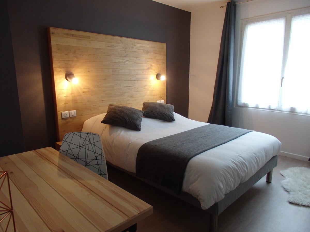 Neuves-Maisons Hotel Castel מראה חיצוני תמונה
