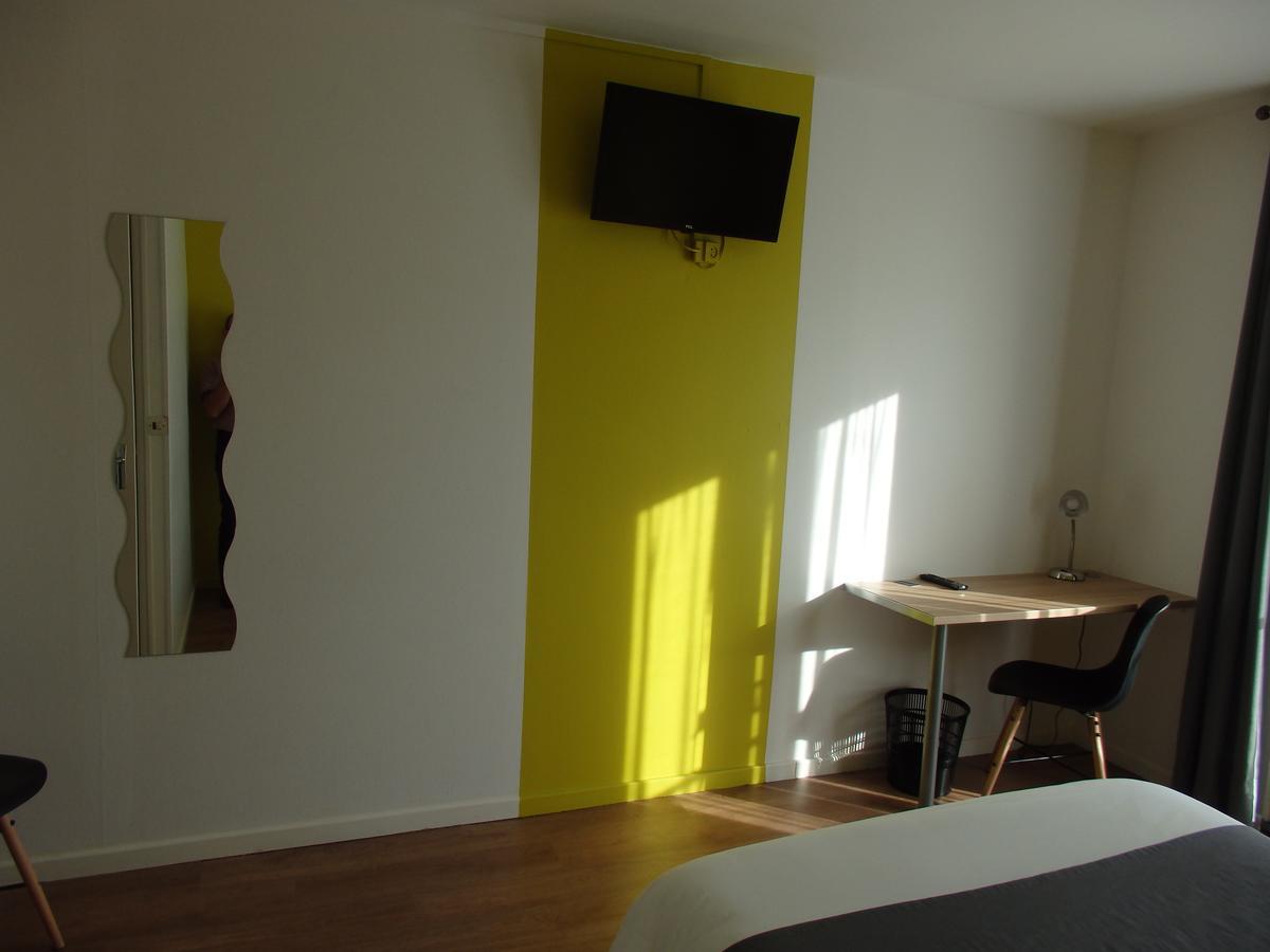 Neuves-Maisons Hotel Castel מראה חיצוני תמונה