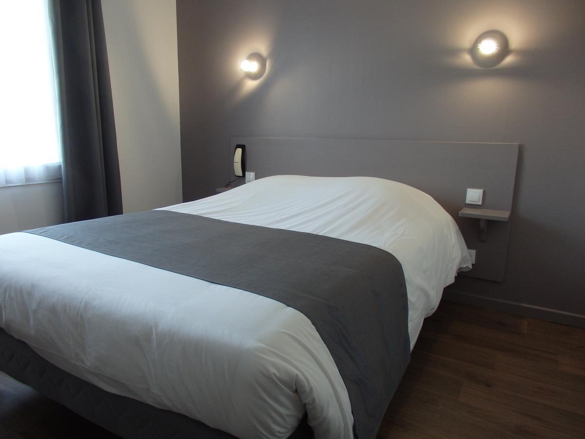 Neuves-Maisons Hotel Castel מראה חיצוני תמונה